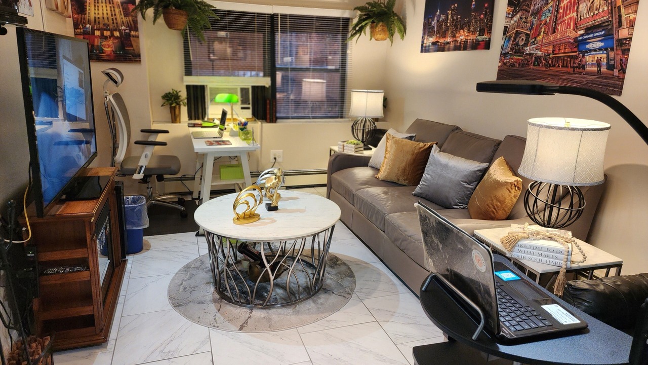 Photo of Livingroom in Ocean Hill