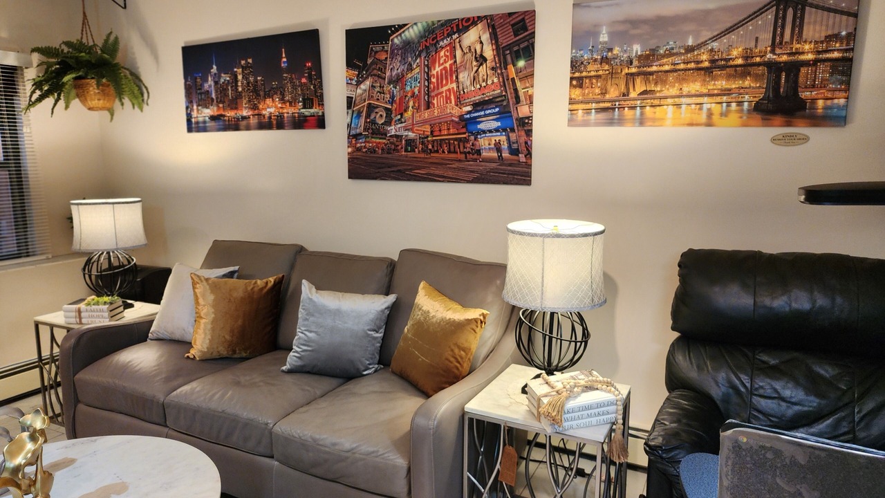Photo of Livingroom in Ocean Hill