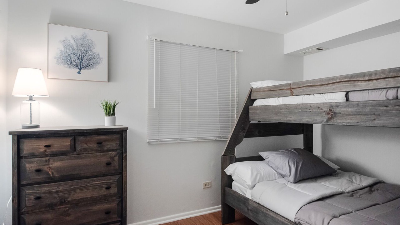 Photo of Bedroom in Lansing