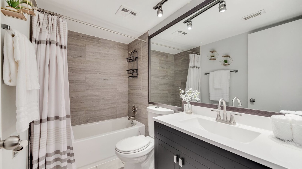 Photo of Bathroom in Lansing