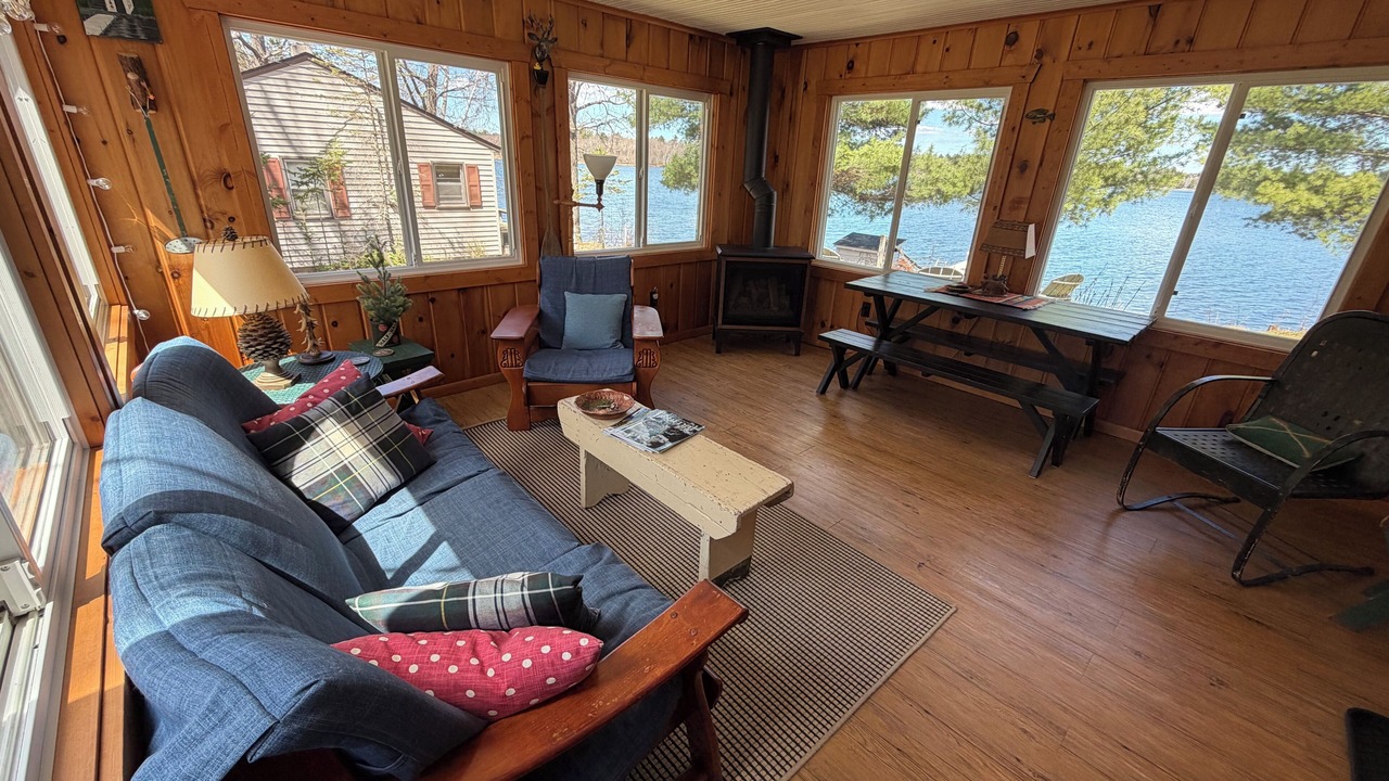 Photo of Livingroom in Crosslake