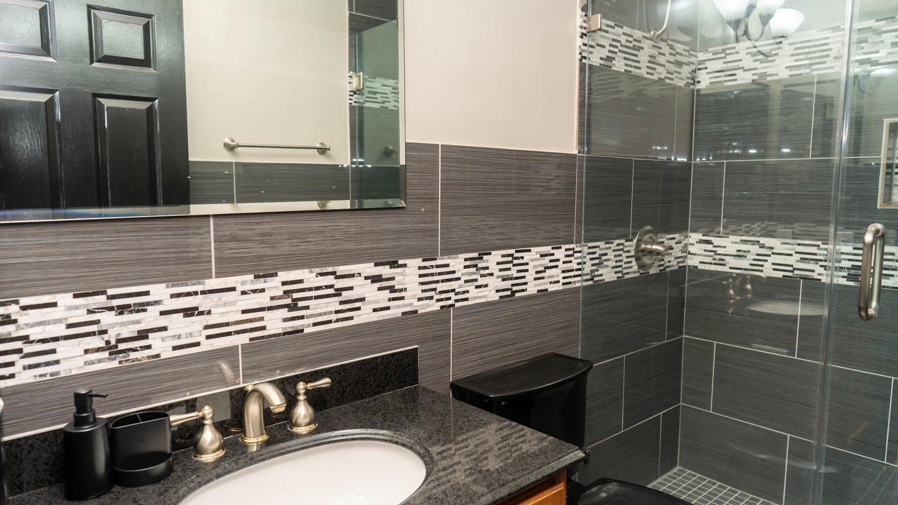 Photo of Bathroom in Northeast Carrollton