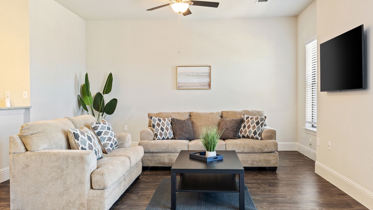 Photo of Livingroom in Highland Village