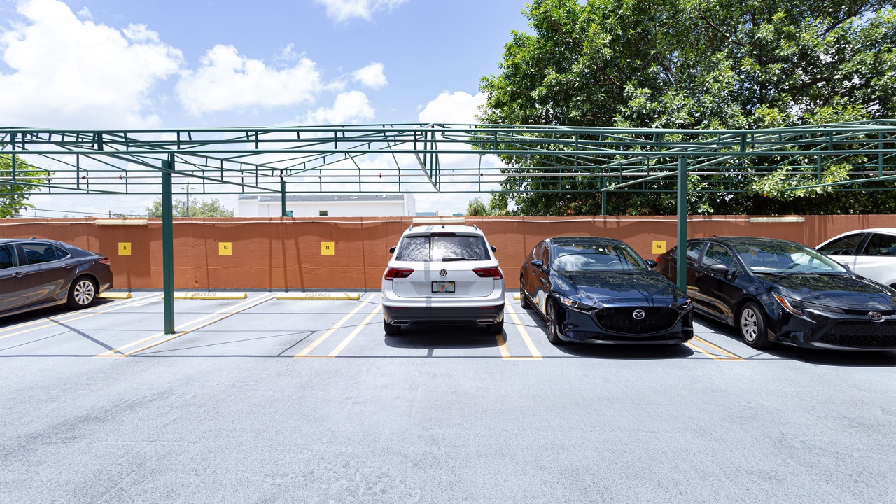 Photo of Outdoor in Coral Way