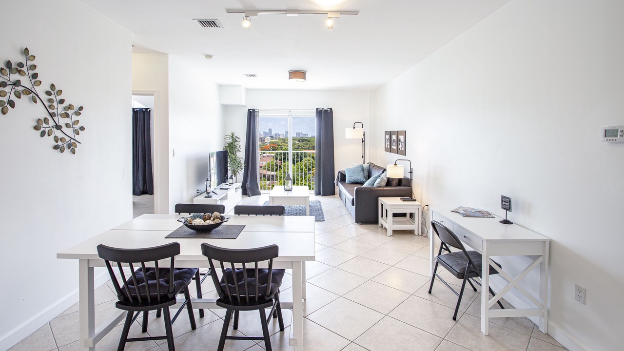 Photo of Livingroom in Coral Way