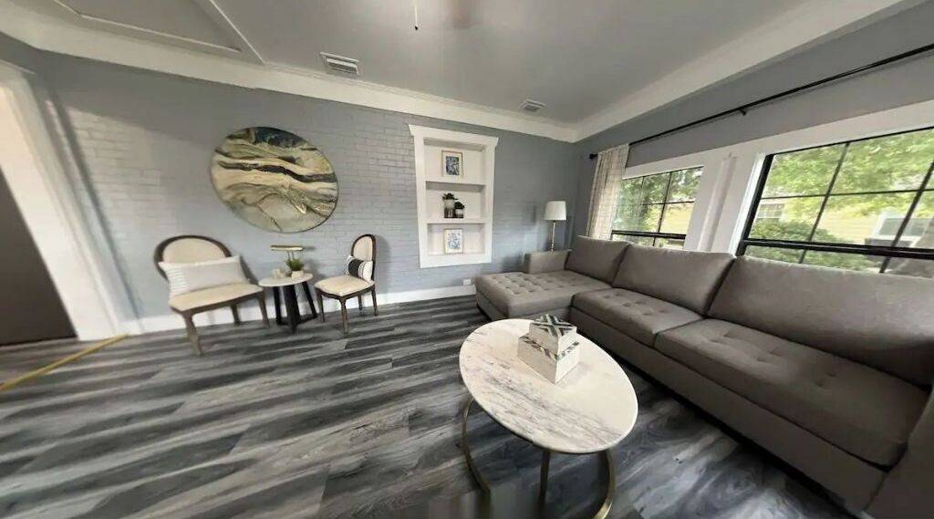 Photo of Livingroom in Jackson