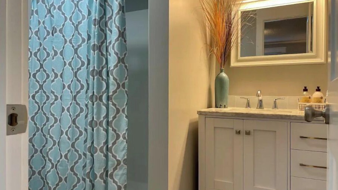 Photo of Bathroom in Edgar