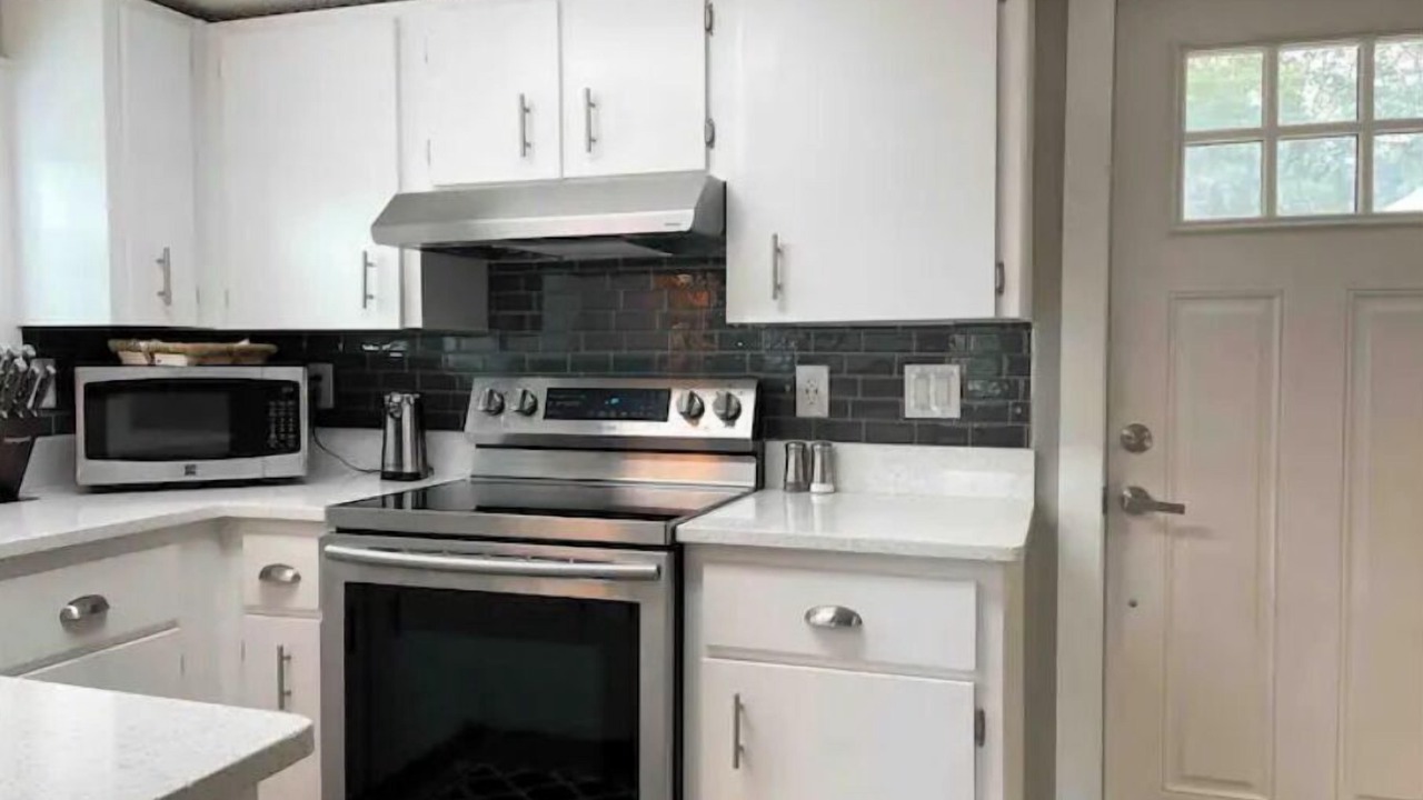 Photo of Kitchen in Edgar