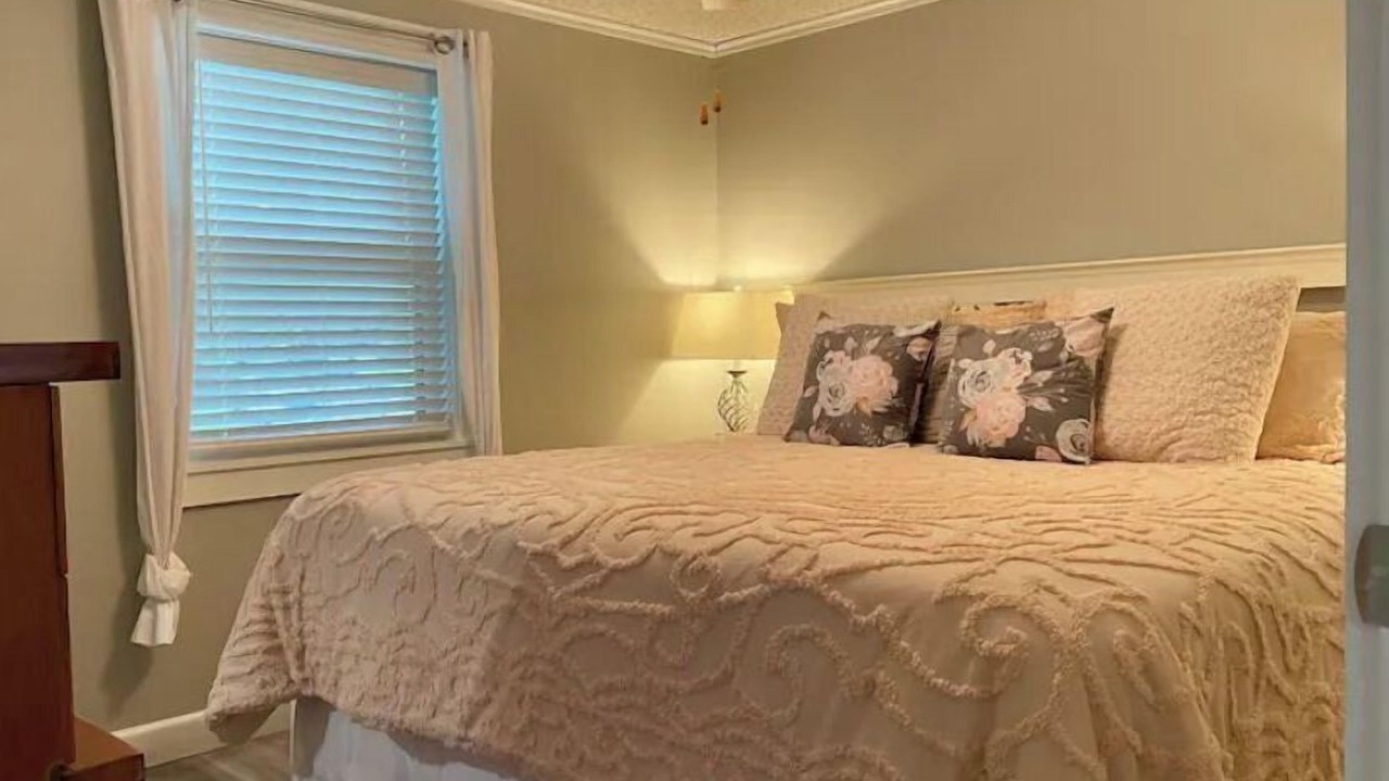 Photo of Bedroom in Edgar