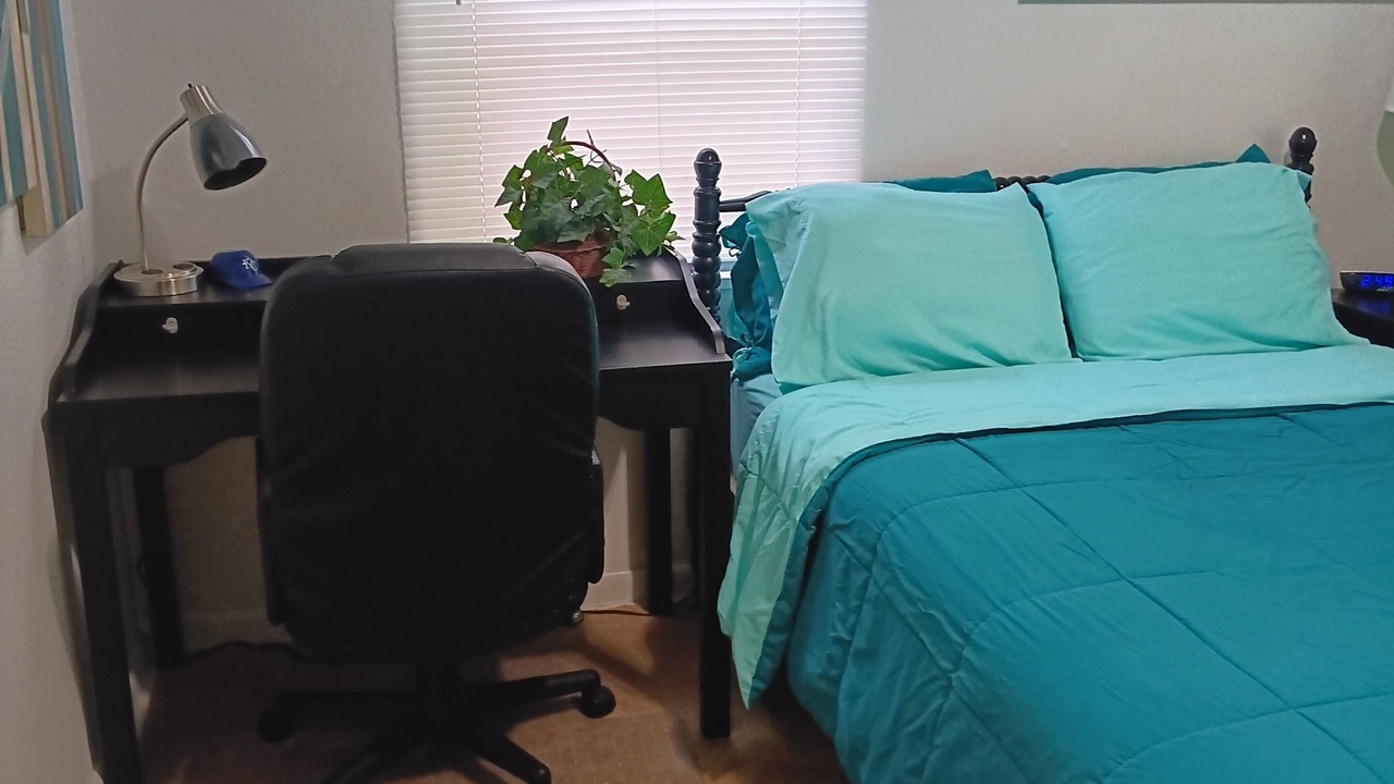 Photo of Bedroom in South Kansas City