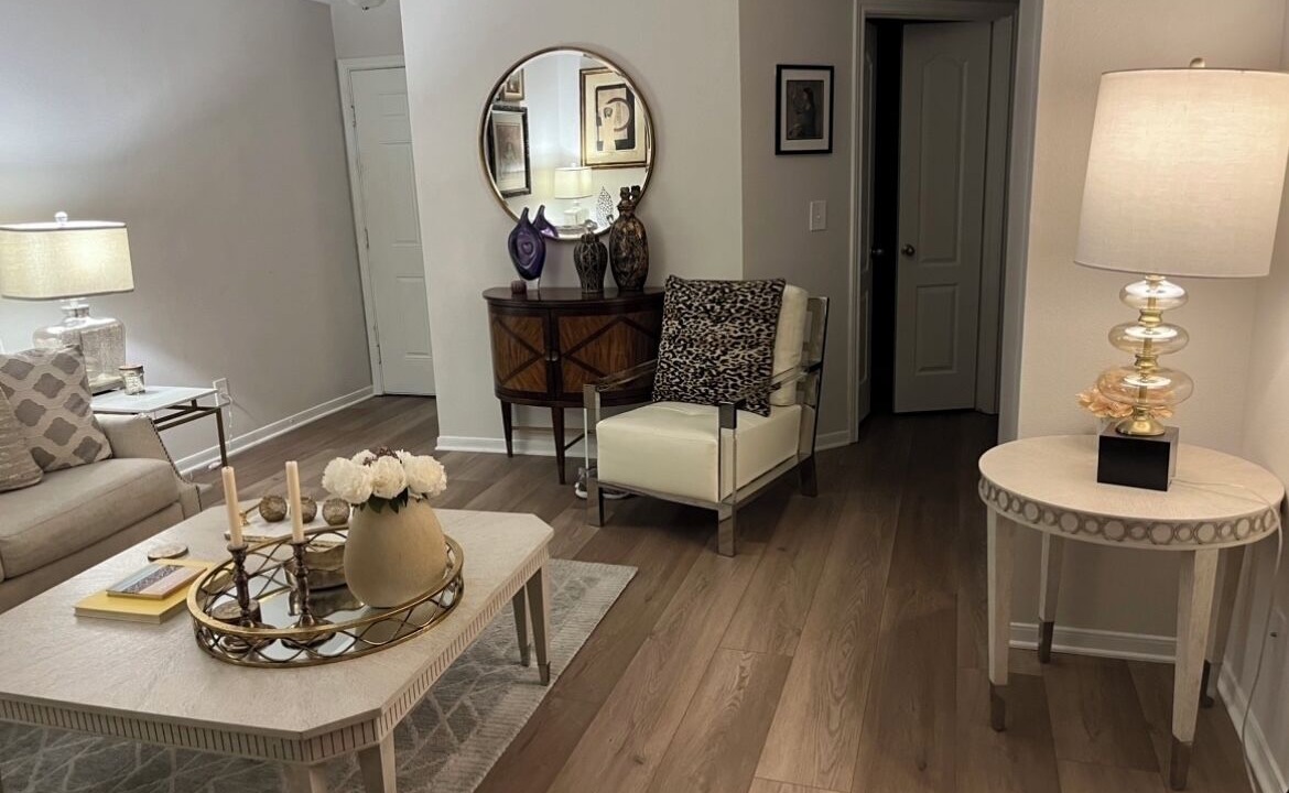 Photo of Livingroom in Shepherd Mountain