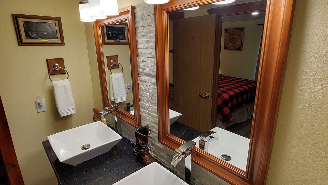 Photo of Bathroom in Table Rock