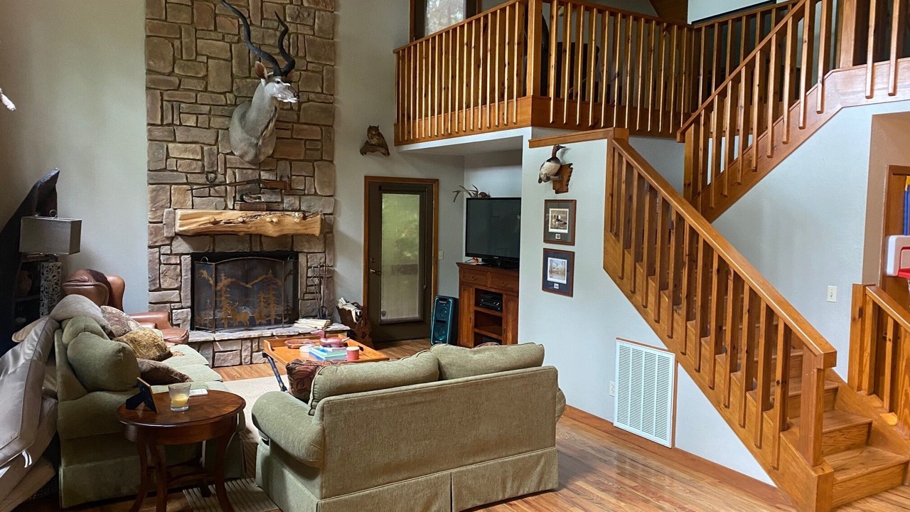 Photo of Livingroom in Springdale