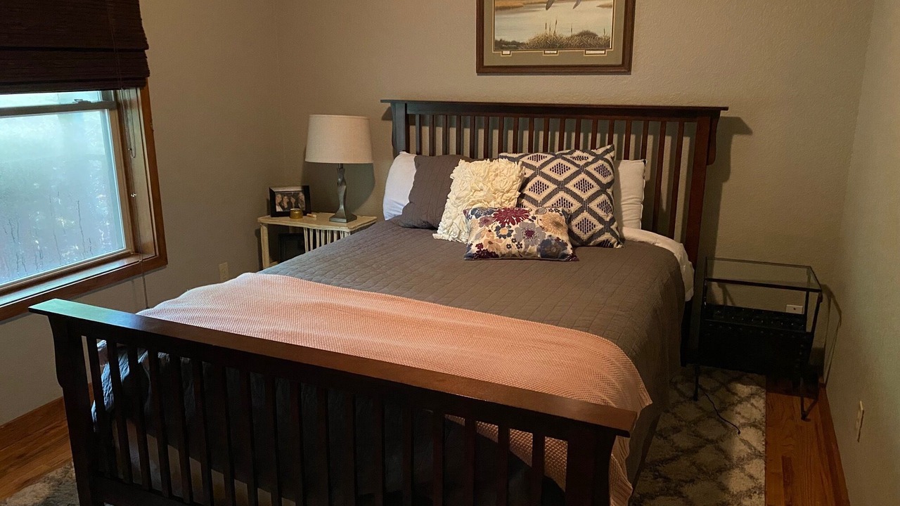 Photo of Bedroom in Springdale