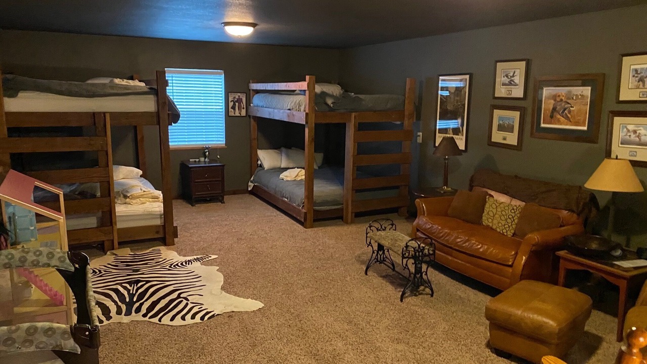 Photo of Bedroom in Springdale