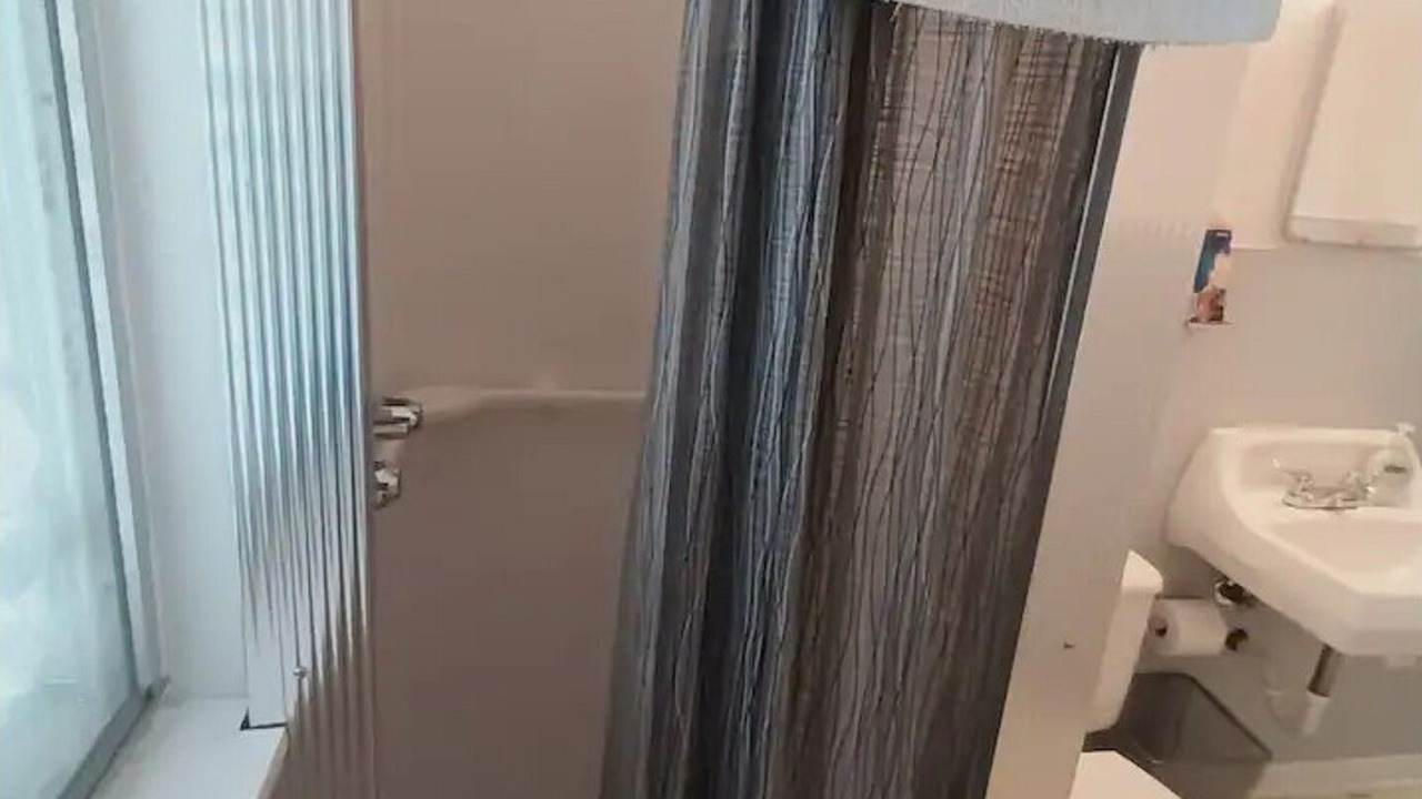 Photo of Bathroom in Jamaica Beach