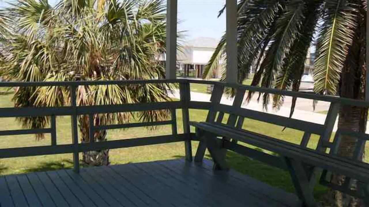 Photo of Outdoor in Jamaica Beach