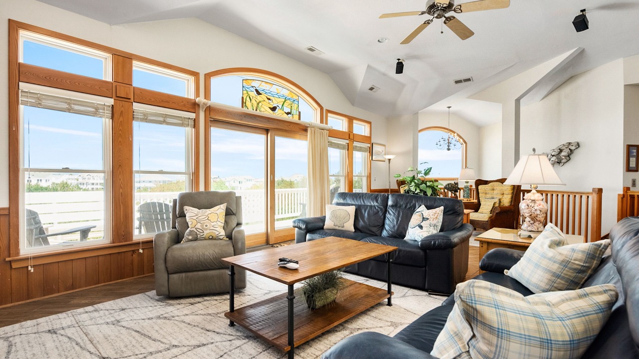 Photo of Bedroom in Whalehead Beach