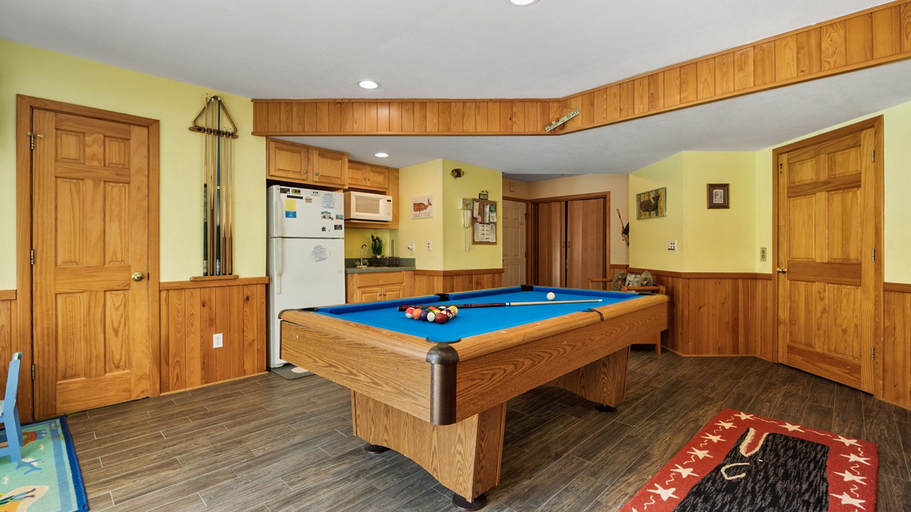 Photo of Bedroom in Whalehead Beach
