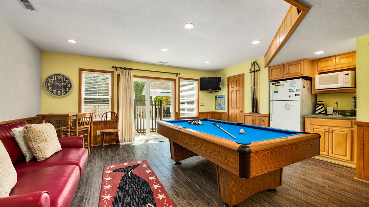 Photo of Bedroom in Whalehead Beach