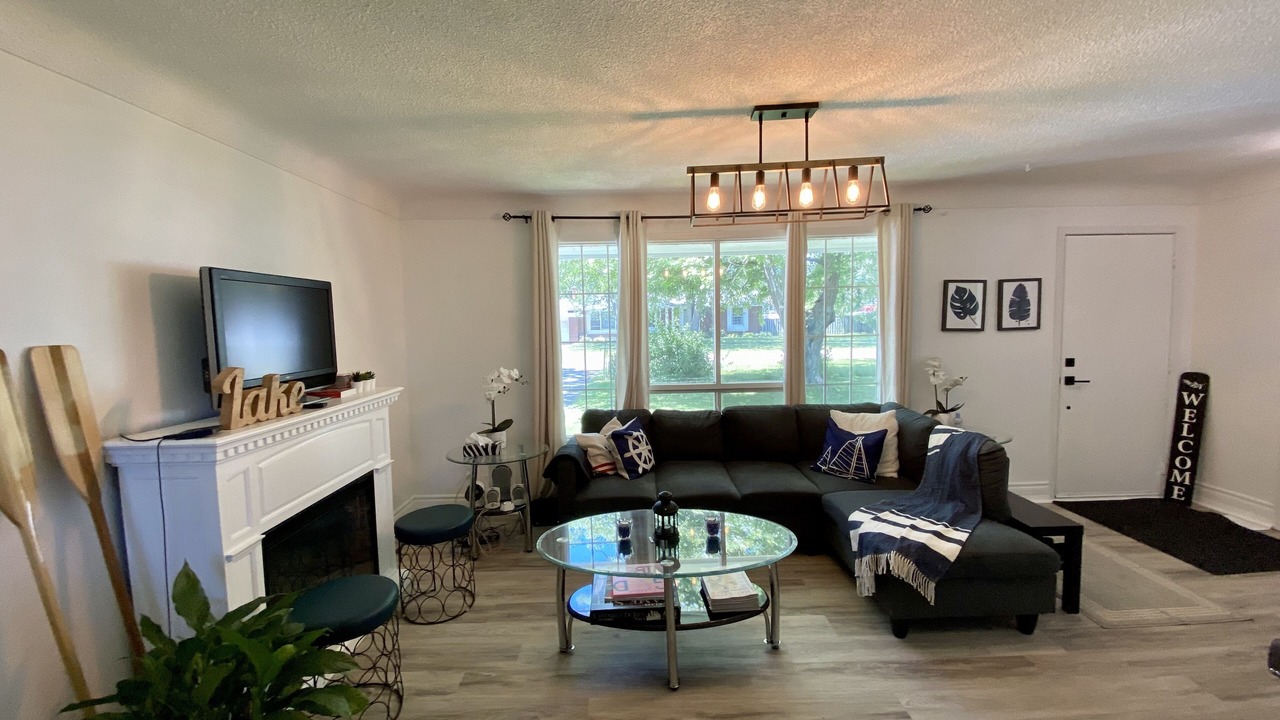 Photo of Livingroom in Crystal Beach