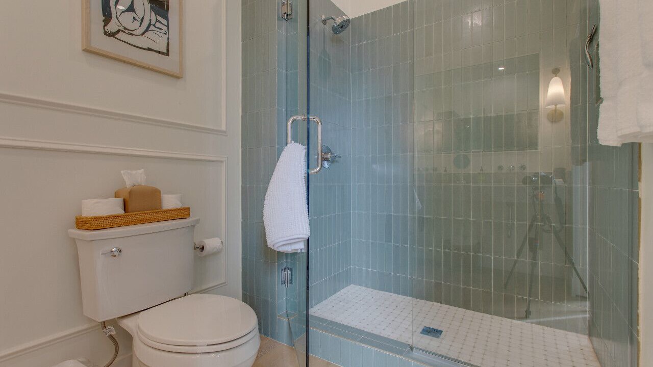 Photo of Bathroom in Hillsboro Village