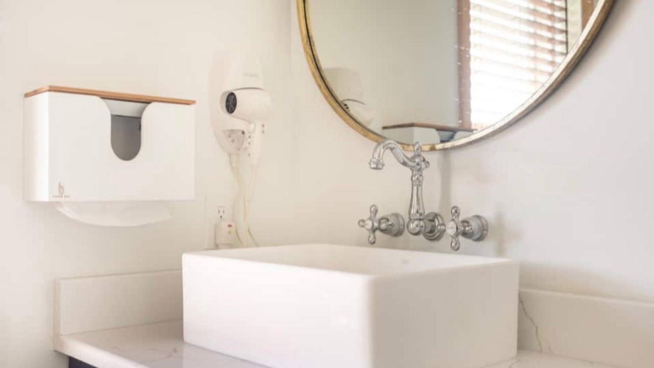 Photo of Bathroom in Manomet