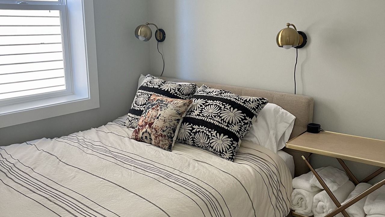 Photo of Bedroom in Heart of Chicago
