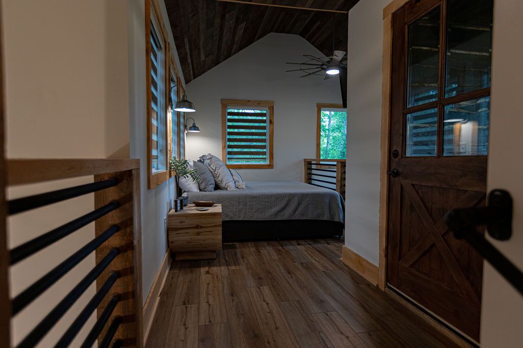 Photo of Bedroom in Dahlonega