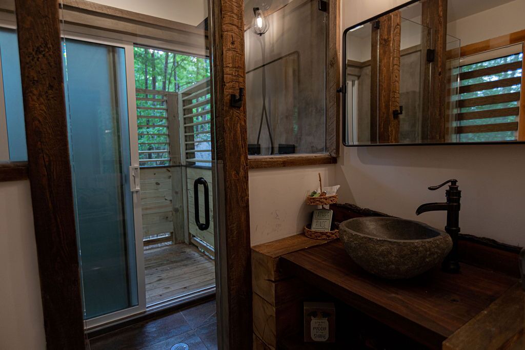 Photo of Bathroom in Dahlonega
