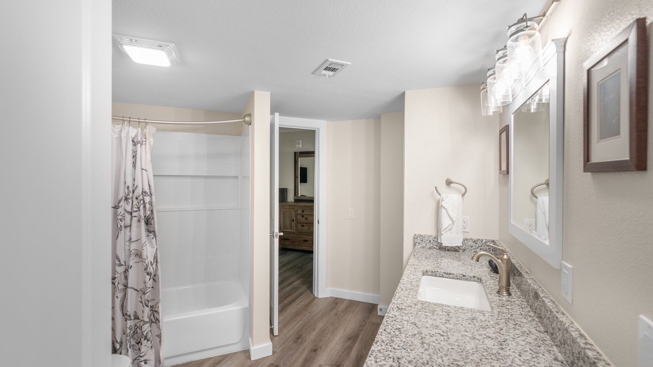 Photo of Bathroom in Shibui Sands