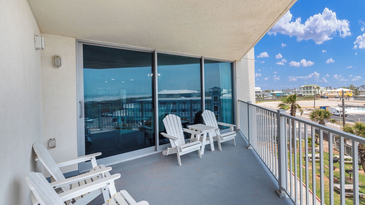 Photo of Patio Balcony in Shibui Sands