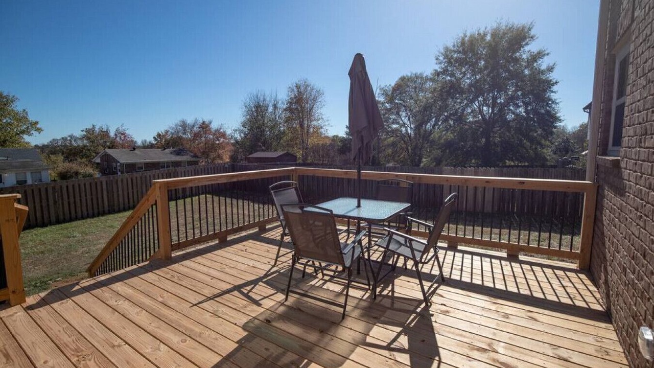 Photo of Outdoor in Spring Hill