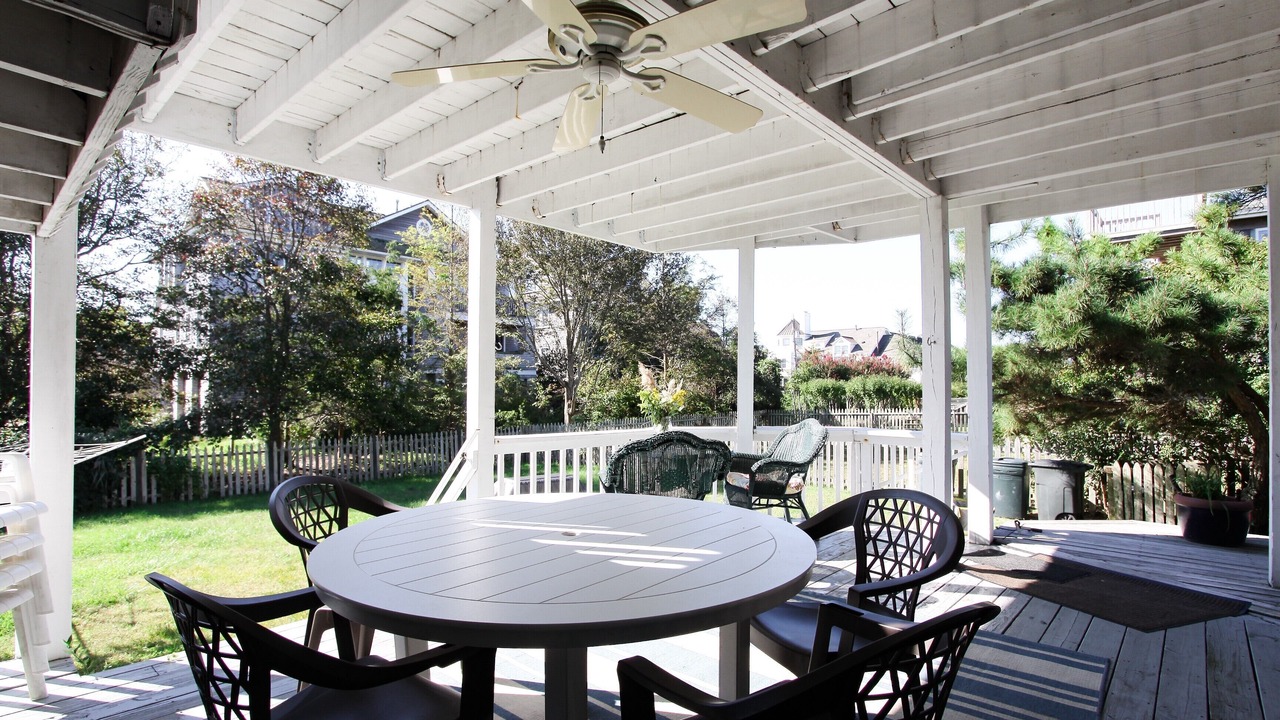 Photo of Outdoor in Admiral Estates