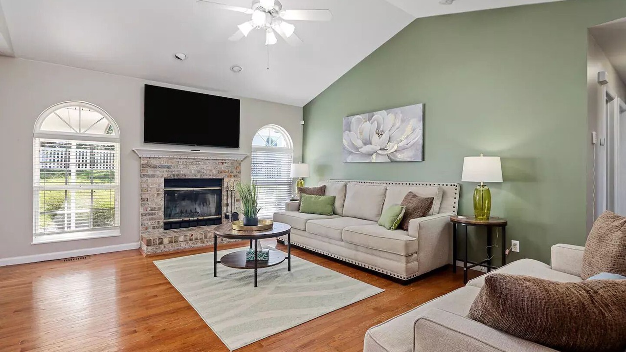 Photo of Livingroom in O'Fallon