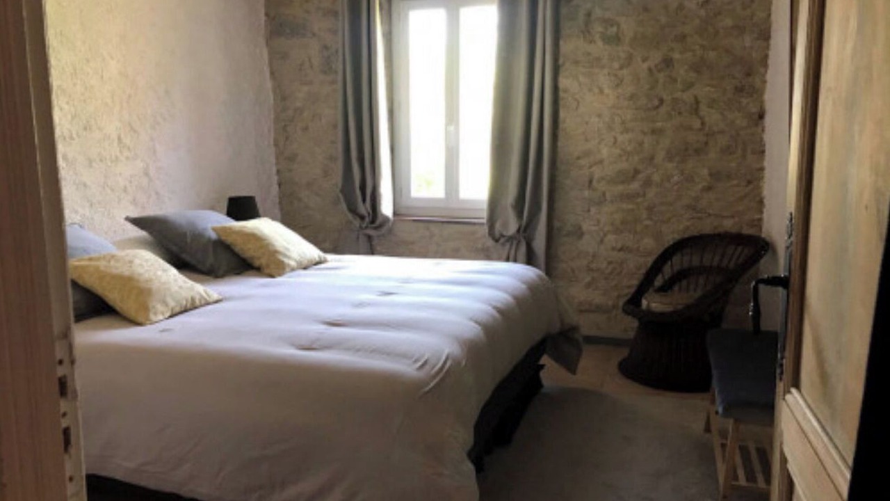 Photo of Bedroom in Monfaucon