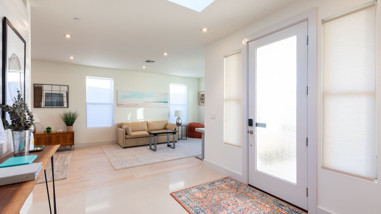 Photo of Livingroom in Old Town