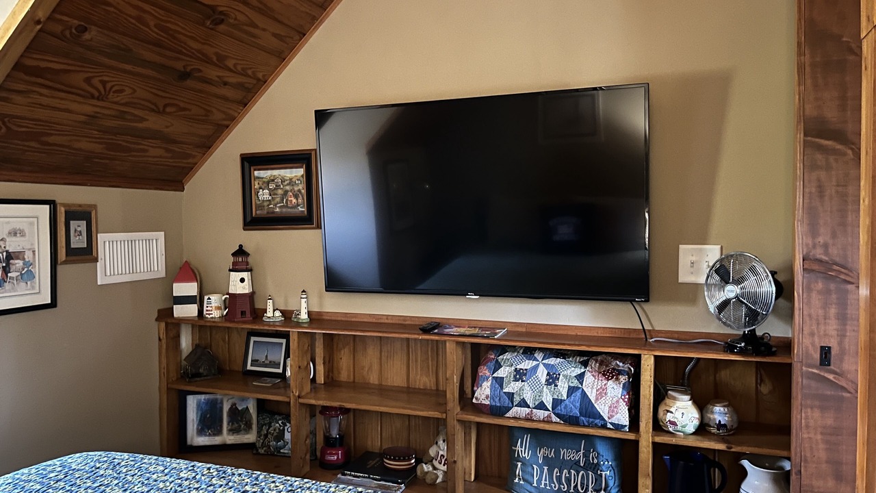 Photo of Bedroom in Pennington Bend