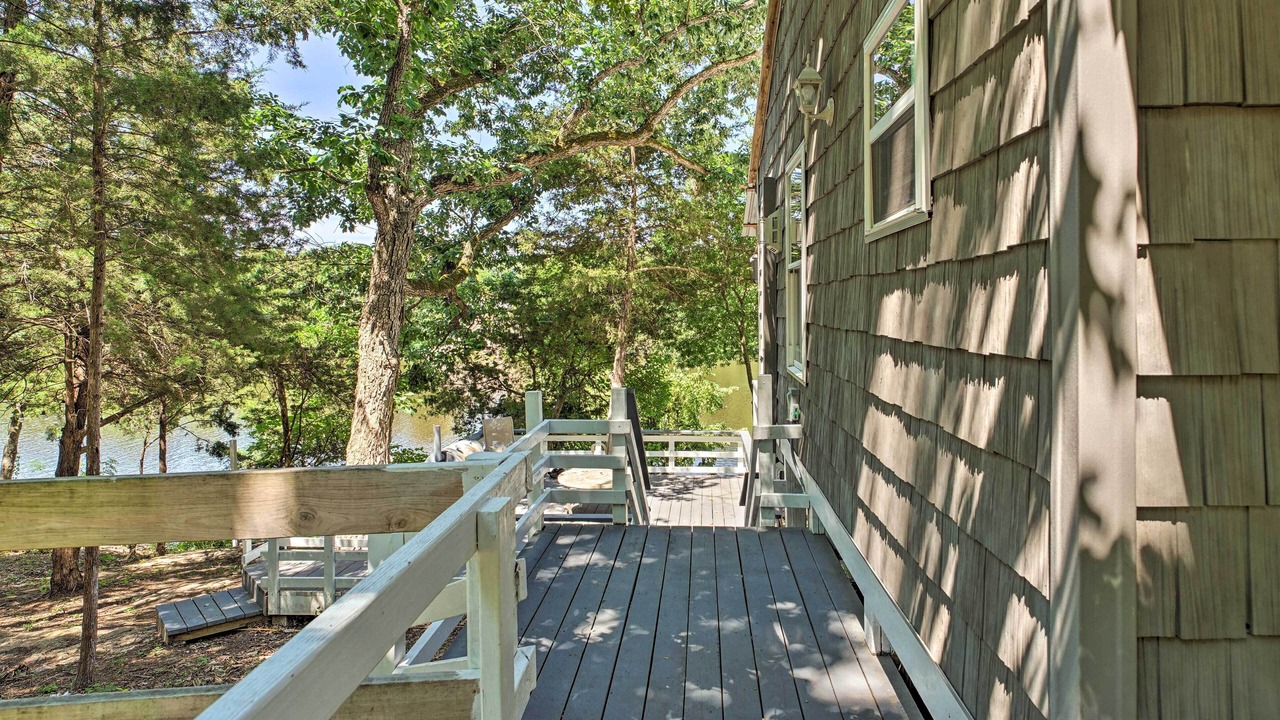 Photo of Patio Balcony in Fort Towson