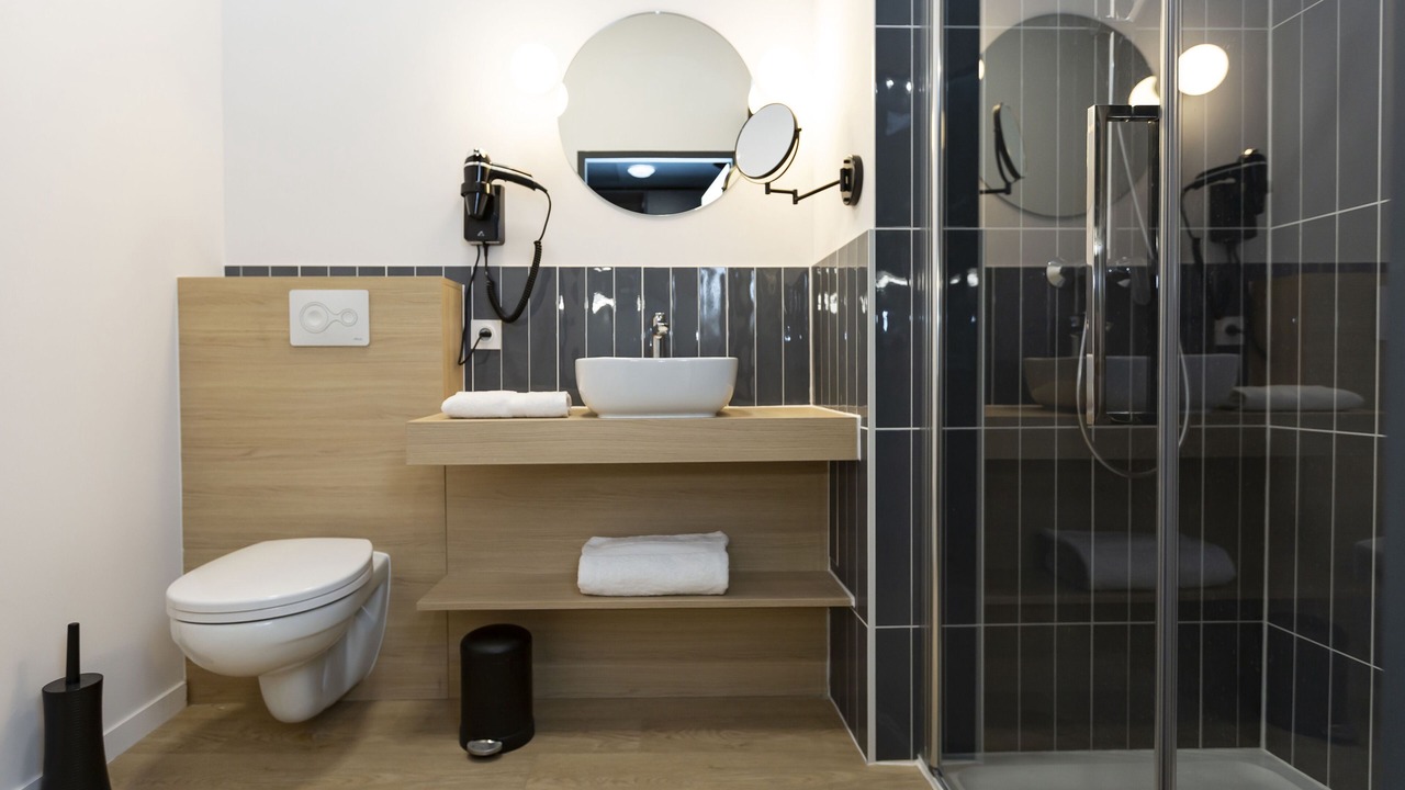 Photo of Bathroom in Downtown Le Havre