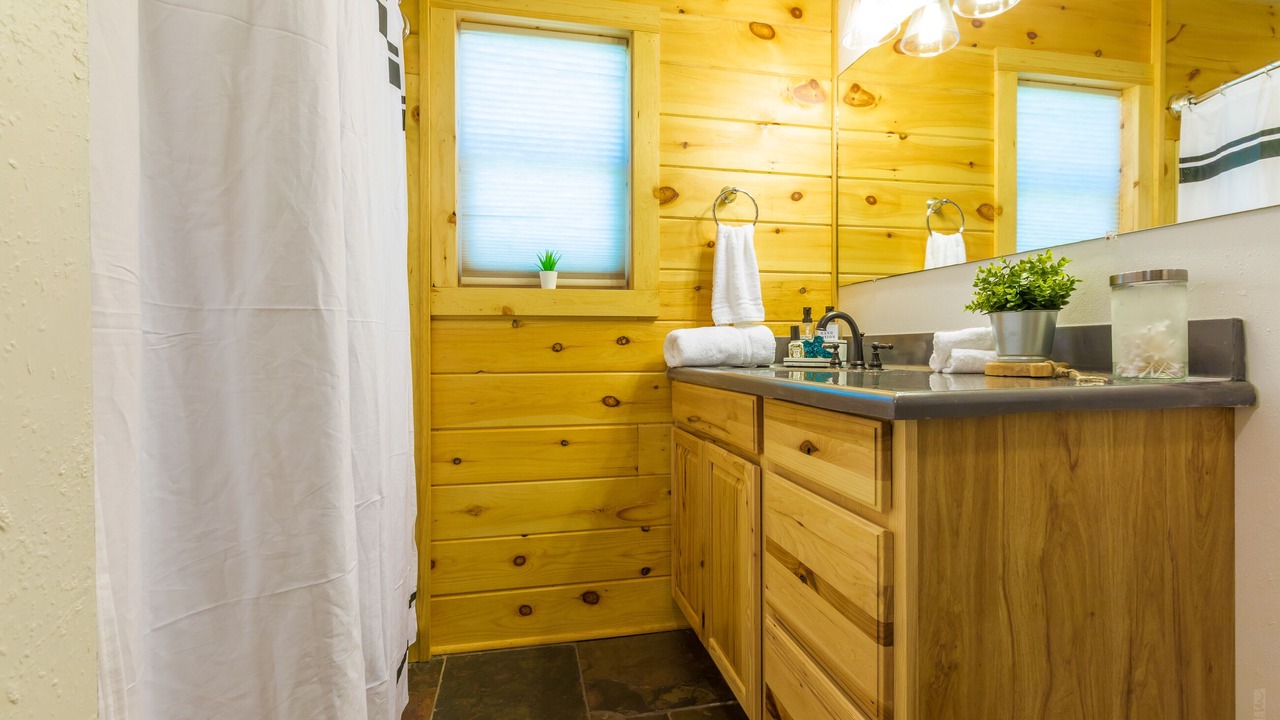 Photo of Bathroom in South Toledo Bend