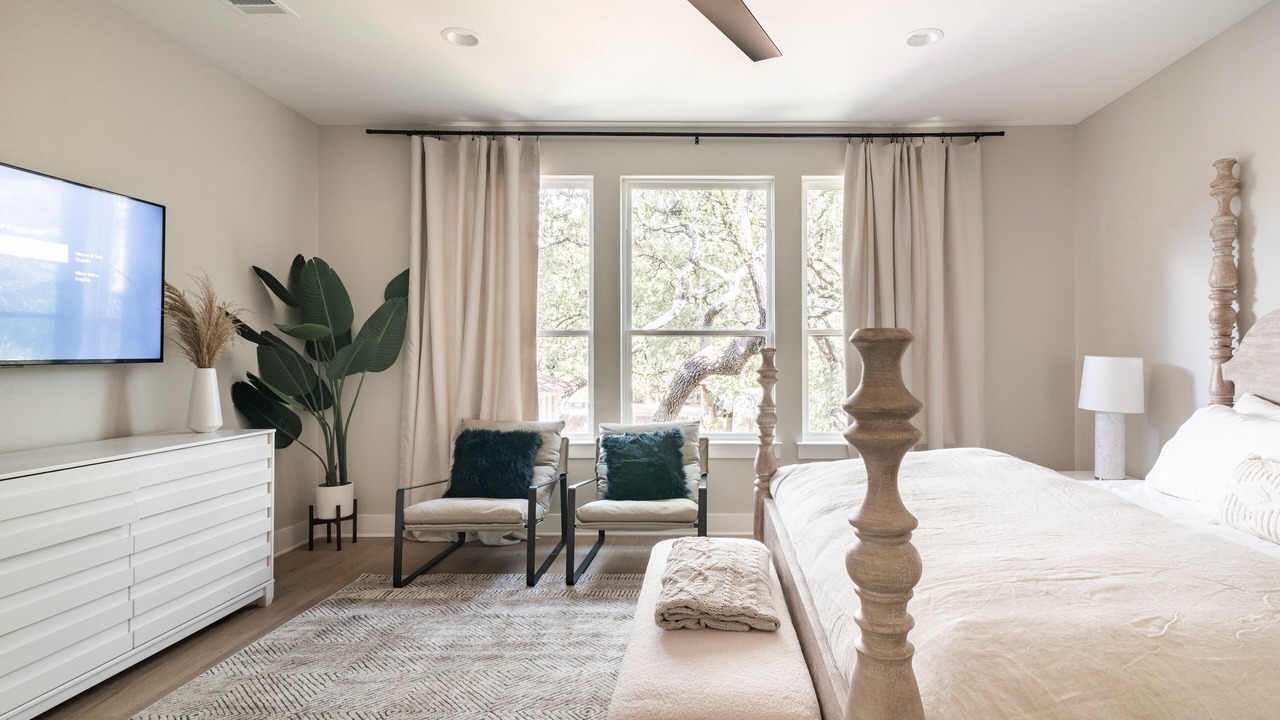 Photo of Bedroom in West Congress