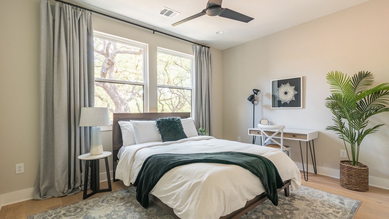 Photo of Bedroom in West Congress