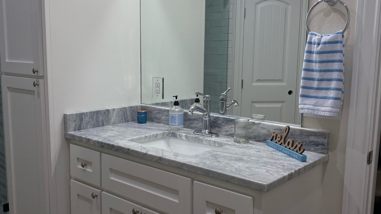 Photo of Bathroom in Zavalla