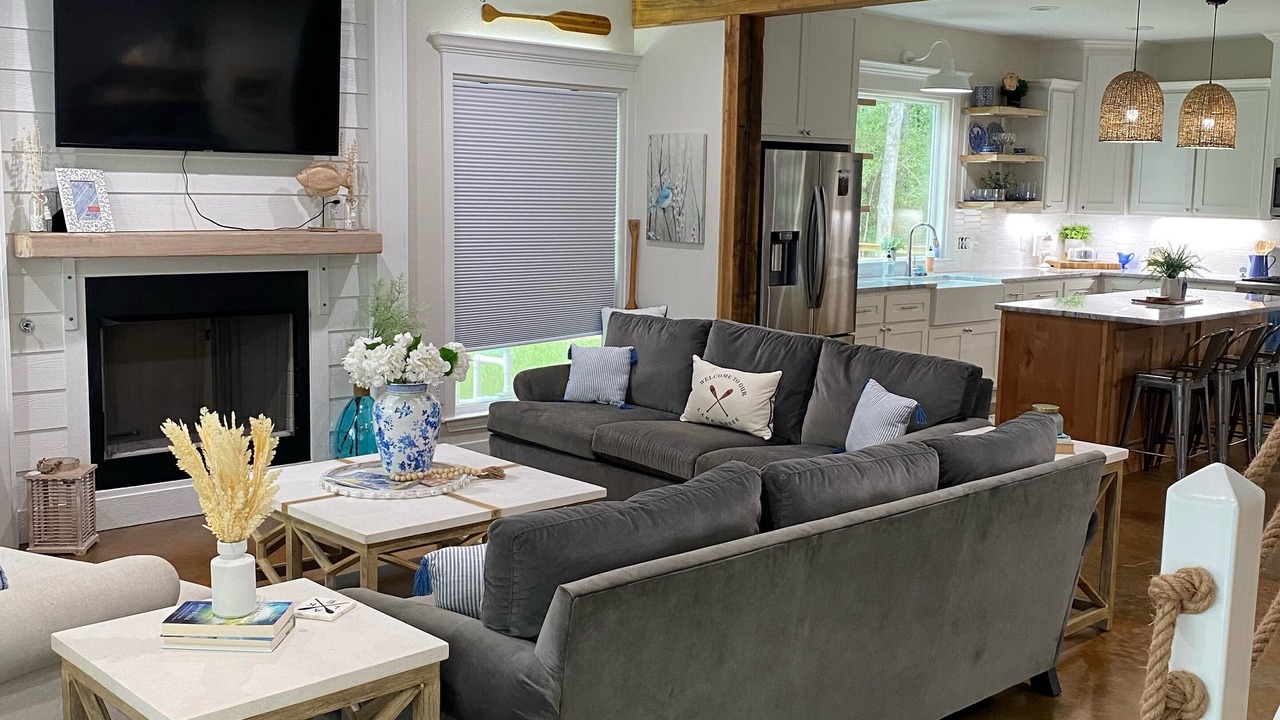 Photo of Livingroom in Zavalla