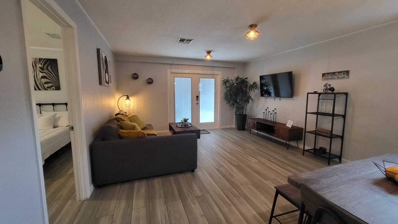 Photo of Livingroom in Riverview