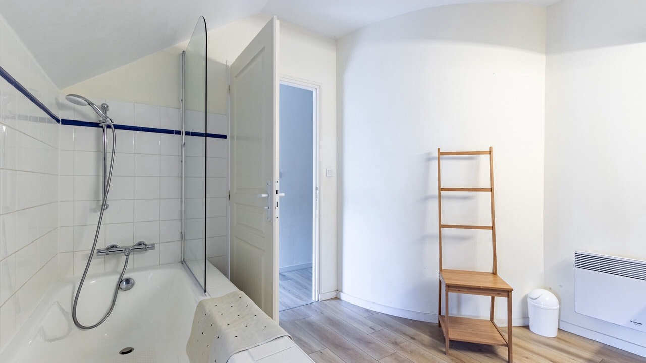 Photo of Bathroom in Landevieille