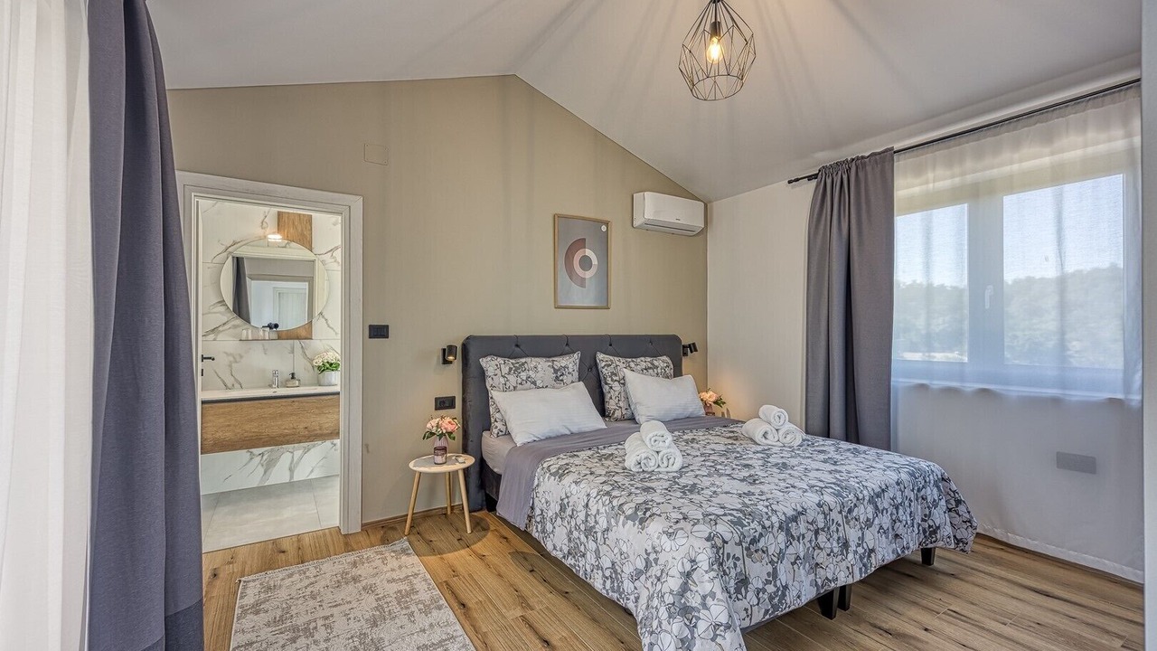Photo of Bedroom in Tinjan