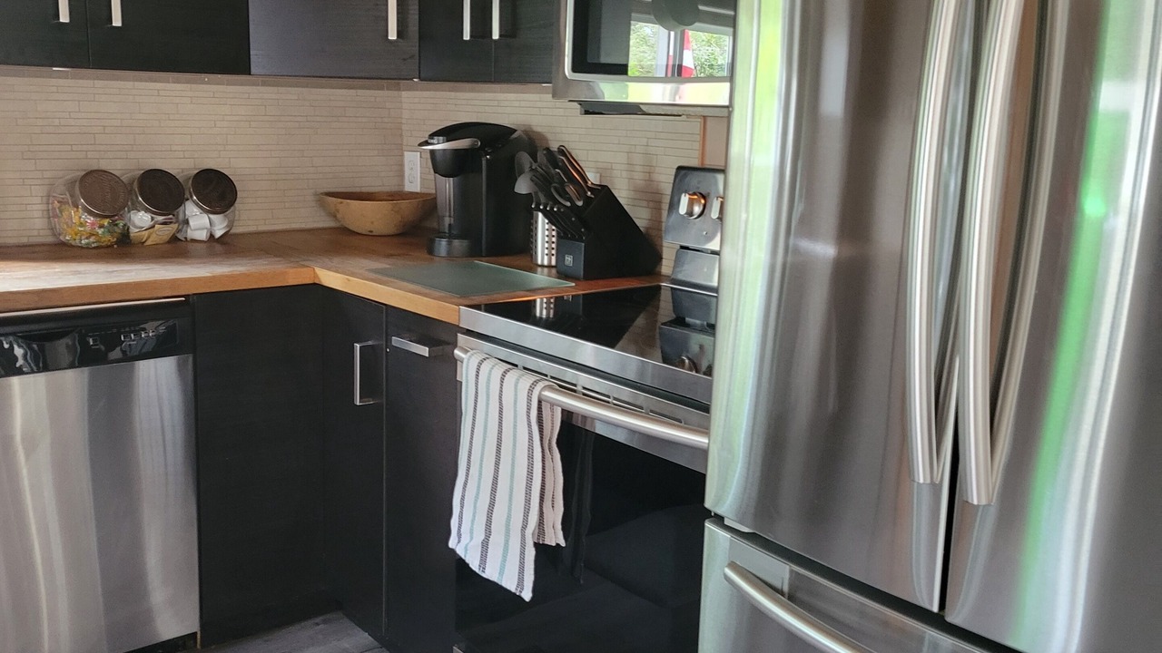 Photo of Kitchen in Port Dalhousie