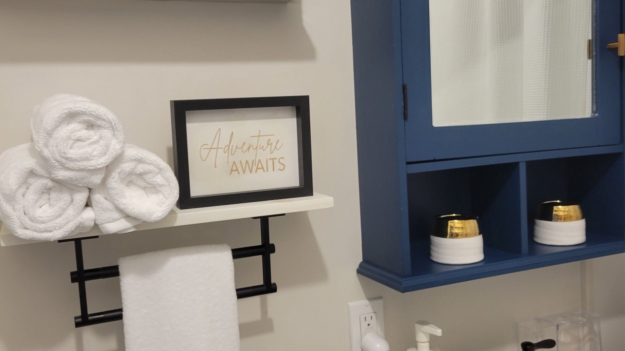 Photo of Bathroom in Port Dalhousie